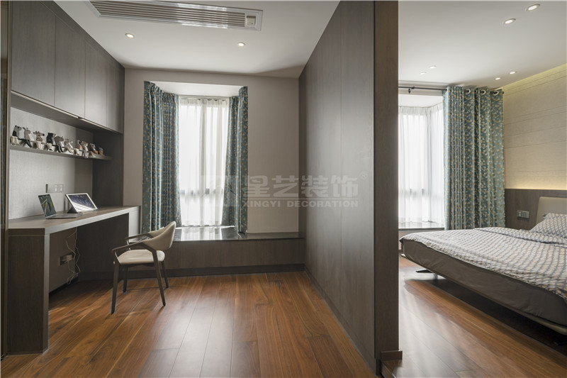 一品尊府220平次臥裝修實景圖