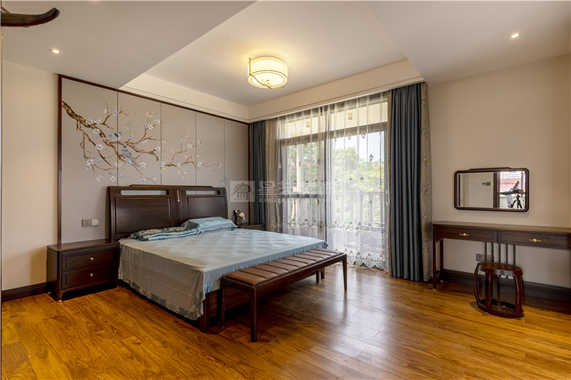 碧麗山莊450平別墅臥室裝修實(shí)景圖