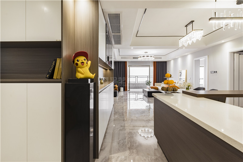 霖峰壹號(hào)142平入戶(hù)裝修實(shí)景圖