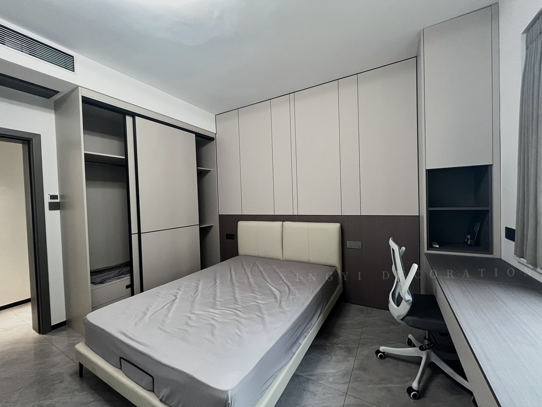 凱悅國際140平現(xiàn)代風格臥室裝修實景