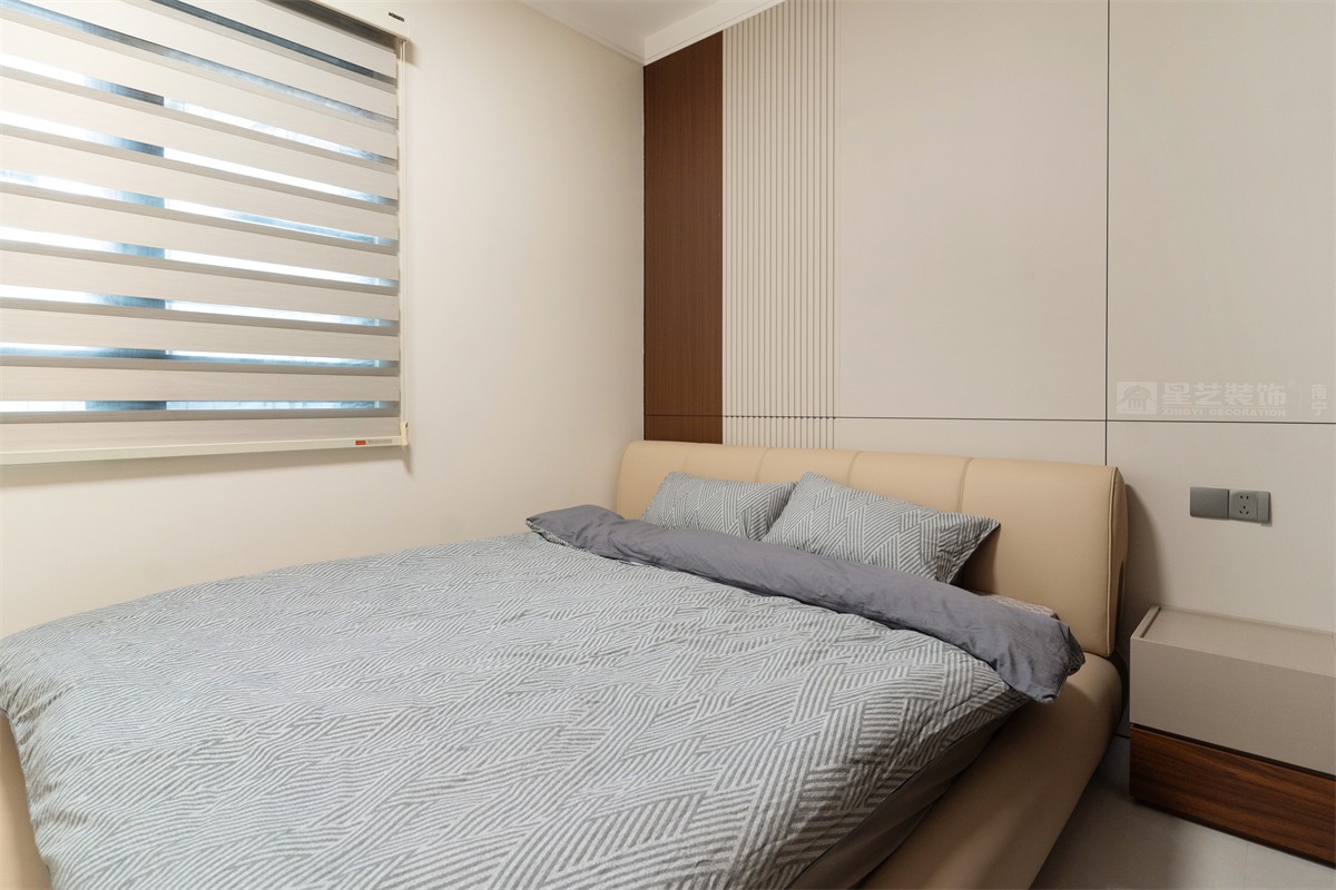 華潤西園潤府143平意式輕奢臥室裝修完工實景圖